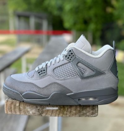 Nik E Air Jordan 4 Paris Olympics Basketball Sneakers