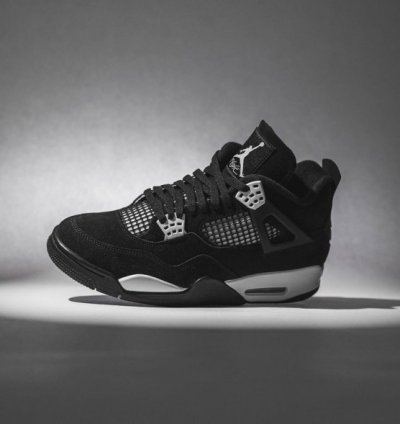Nik E Air Jordan 4 White Thunder Basketball Sneakers