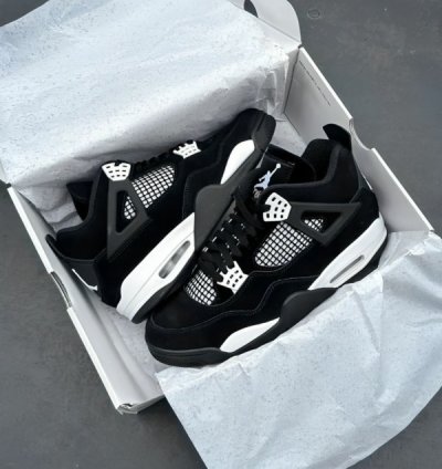 Nik E Air Jordan 4 White Thunder Basketball Sneakers