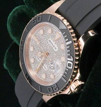 Rolex Yacht-master 40 Mint Complete Set Yacht Master Diamond Pave Rose Gold Ceramic Black Strap 126655-0005