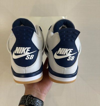 Nike Sb Air Jordan 4 Order Size 9 5 New Dr5415-100 In Hand