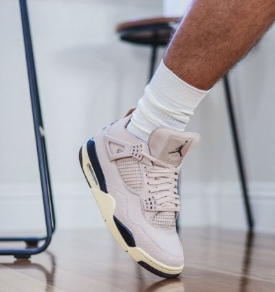 Nik E Air Jordan 4 X A Ma Mani Re Sneakers