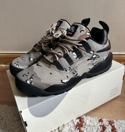 Nike Sb Darwin Low Supreme