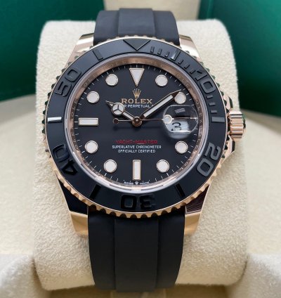 Rolex Yacht-master 40 New Yacht-master 126655 40mm Rose Gold Black Rubber Oysterflex Strap