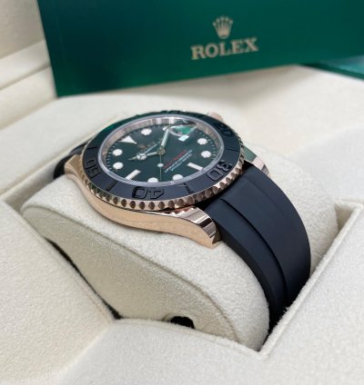 Rolex Yacht-master 40 New Yacht-master 126655 40mm Rose Gold Black Rubber Oysterflex Strap