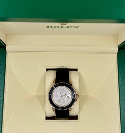Rolex Yacht-master 40 Oyster Perpetual Yacht-master 18k Everose Gold