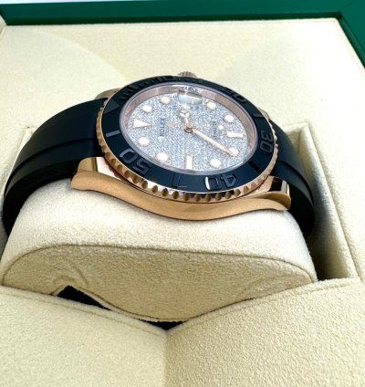 Rolex Yacht-master 40 Oyster Perpetual Yacht-master 18k Everose Gold