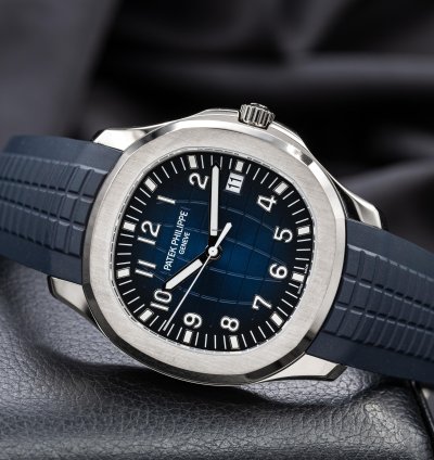 Patek Philippe Aquanaut Full Set 5168g-001 42 2mm White Gold Blue Dial