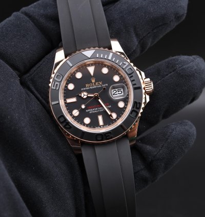 Rolex Yacht-master 40 Rose Gold 126655 Oysterflex Unworn