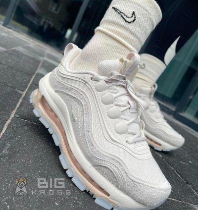 Nik E Air Max 97 Futura Cream Running Shoes