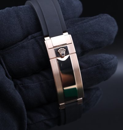 Rolex Yacht-master 40 Rose Gold 126655 Oysterflex Unworn