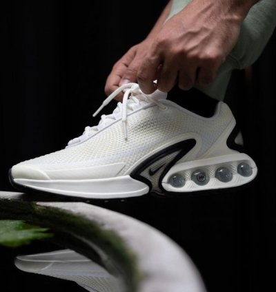 Nik E Air Max Dn Sail Black Coconut Milk Beach Running Shoes