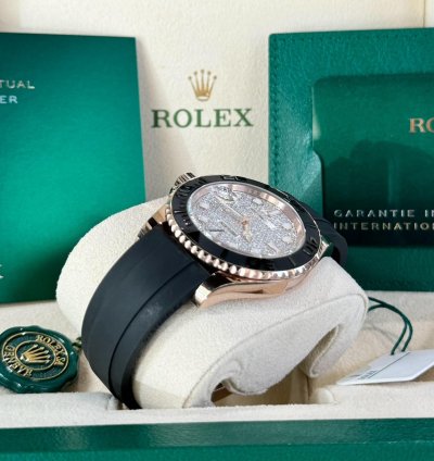 Rolex Yacht-master 40 Rose Gold Oysterflex Diamond Dial 2023