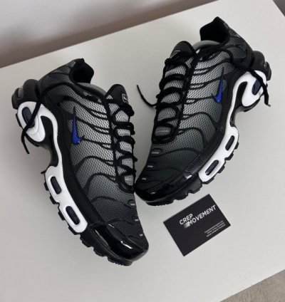 Nik E Air Max Plus Midnight Running Shoes