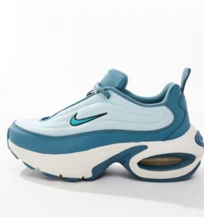 Nik E Air Max Portal Sneakers