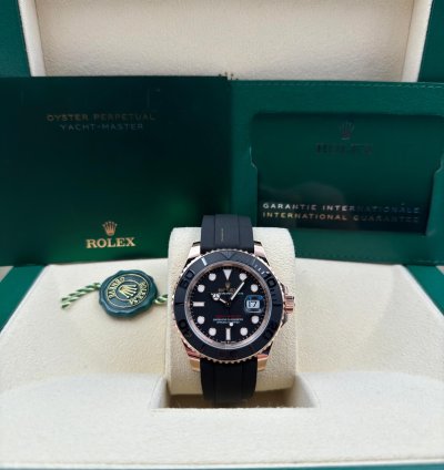 Rolex Yacht-master 40 Unworn Yacht-master 40mm Black Dial Rose Gold Oysterflex 126655 Box Papers 2024
