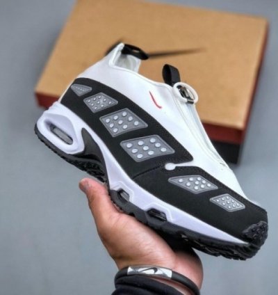 Nik E Air Max Sunder White Black Sneakers