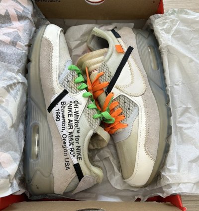 The 10 Nike Air Max 90