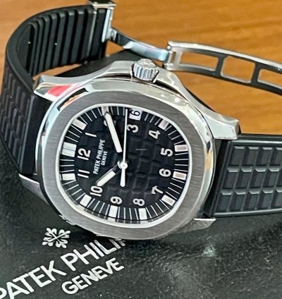 Patek Philippe Aquanaut Jumbo Ref 5065a Tritium Dial