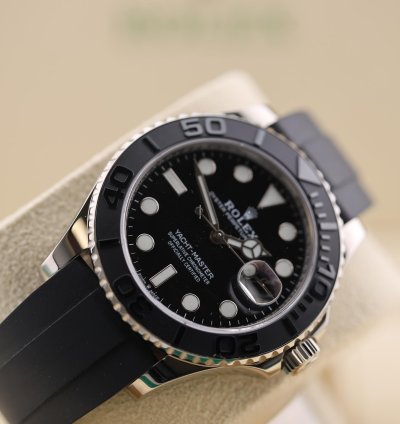 Rolex Yacht-master 42 2021 Yacht Master 42 White Gold Oysterflex 226659