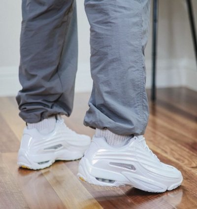 Nik E Hot Step 2 Nocta White Sneakers