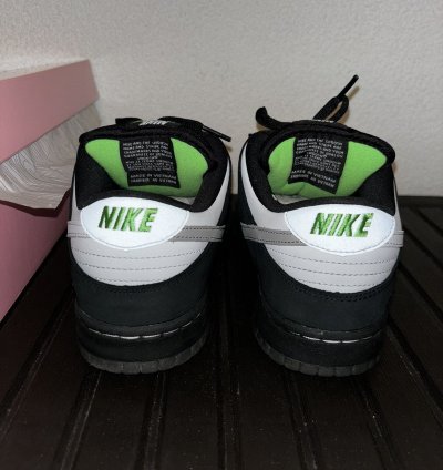 Nike Sb Dunk Low Staple Panda Pigeon