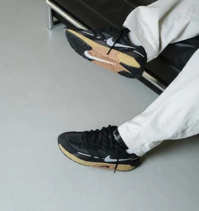 Nik E Jam Electric Black Gum Sneakers