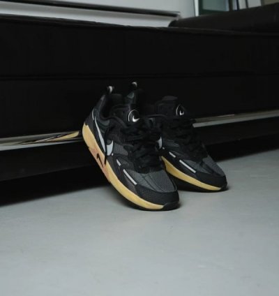 Nik E Jam Electric Black Gum Sneakers