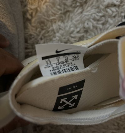 The 10 Off White Zoom Fly