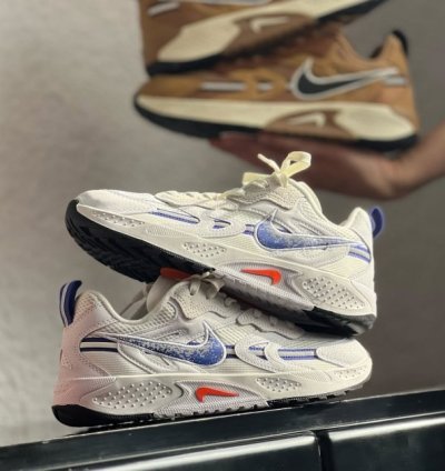 Nik E Jam Electric White Blue Sneakers