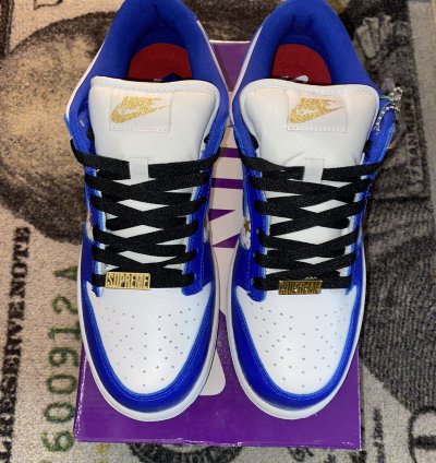 Nike Sb Dunk Low Supreme Stars Hyper Royal 2021