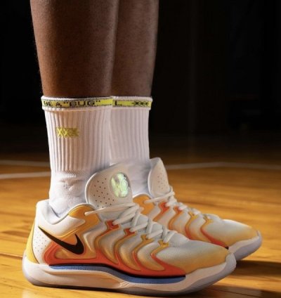 Nik E Kd17 Sunrise Basketball Sneakers