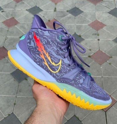 Nik E Kyrie 7 Ep Daybreak Basketball Sneakers