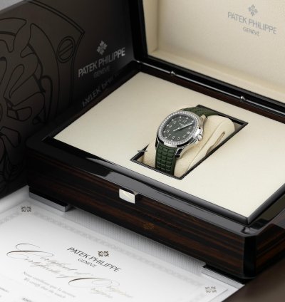 Patek Philippe Aquanaut Luce Diamonds Khaki Green Tropical Strap Ref 5267 200a-011 Full Set