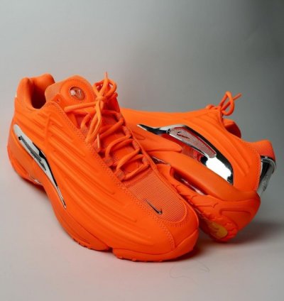 Nik E Nocta Hot Step 2 Total Orange Sneakers
