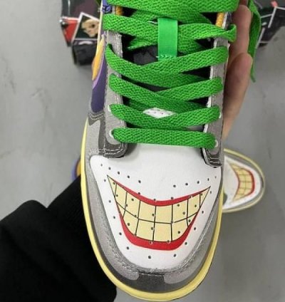 Nik E Sb Dunk Low Batman X Joker Multicolor Sneakers