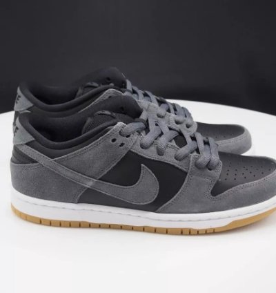 Nik E Sb Dunk Low Dark Grey Sneakers