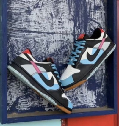 Nik E Sb Dunk Low Older Dance Sneakers