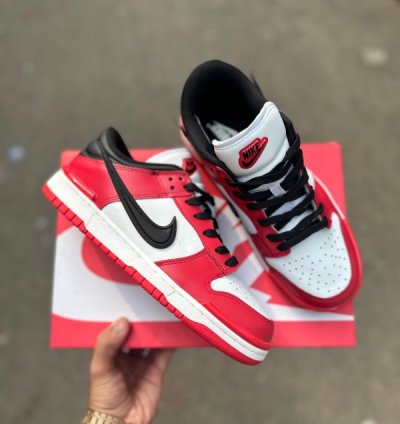 Nik E Sb Dunk Low Twist Chicago Sneakers