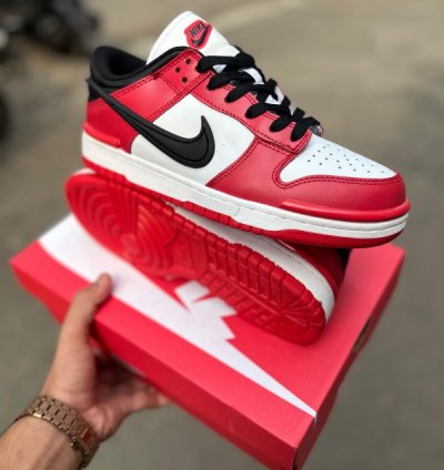Nik E Sb Dunk Low Twist Chicago Sneakers