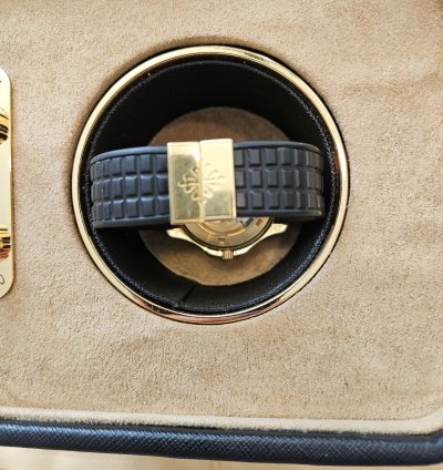 Patek Philippe Aquanaut Original Box And Papers
