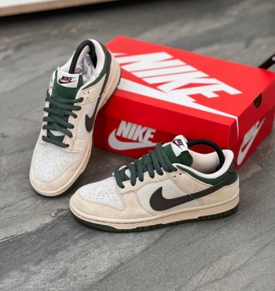 Nik E Sb Dunk Otomo Katushiro Sneakers