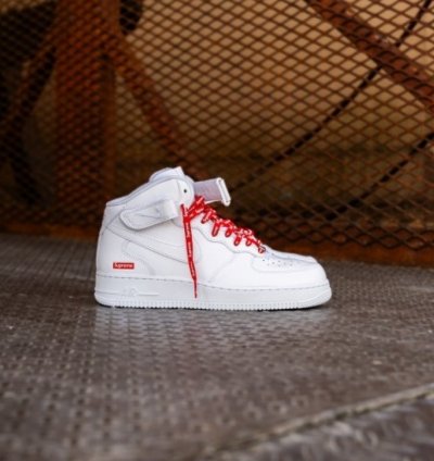 Nik E X Supreme Air Force 1 Mid Sp Sneakers