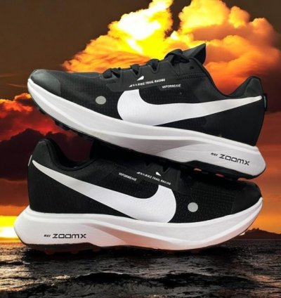 Nik E Zoom Trail Black White Running Shoes