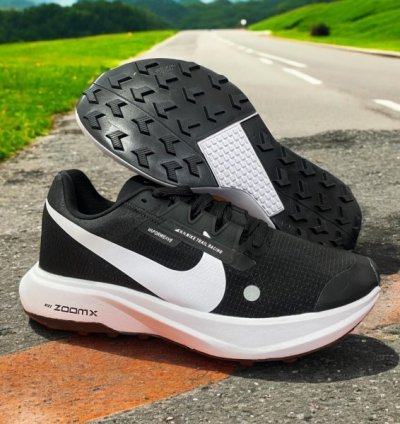 Nik E Zoom Trail Black White Running Shoes