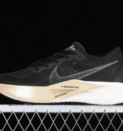 Nik E Zoom X Vaporfly Next 3 Black Metallic Gold Running Shoes