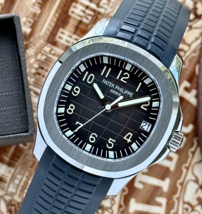Patek Philippe Aquanaut Ref 5165 Patek Service 2008 Extract And Service Pouch Mint