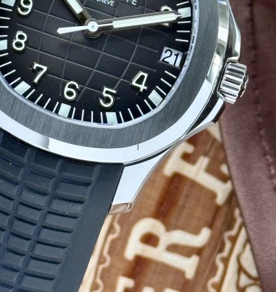 Patek Philippe Aquanaut Ref 5165 Patek Service 2008 Extract And Service Pouch Mint
