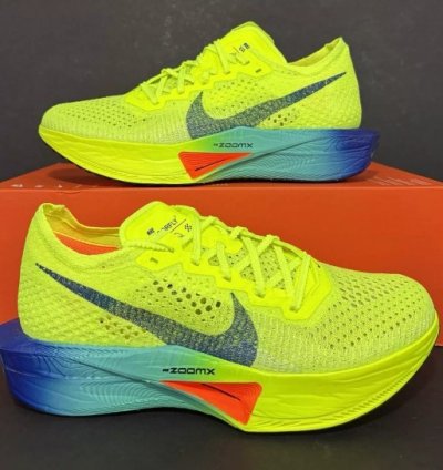 Nik E Zoom X Vaporfly Next 3 Volt Sneakers