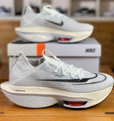 Nik E Zoomx Alphafly Next 2 Prototype Running Shoes